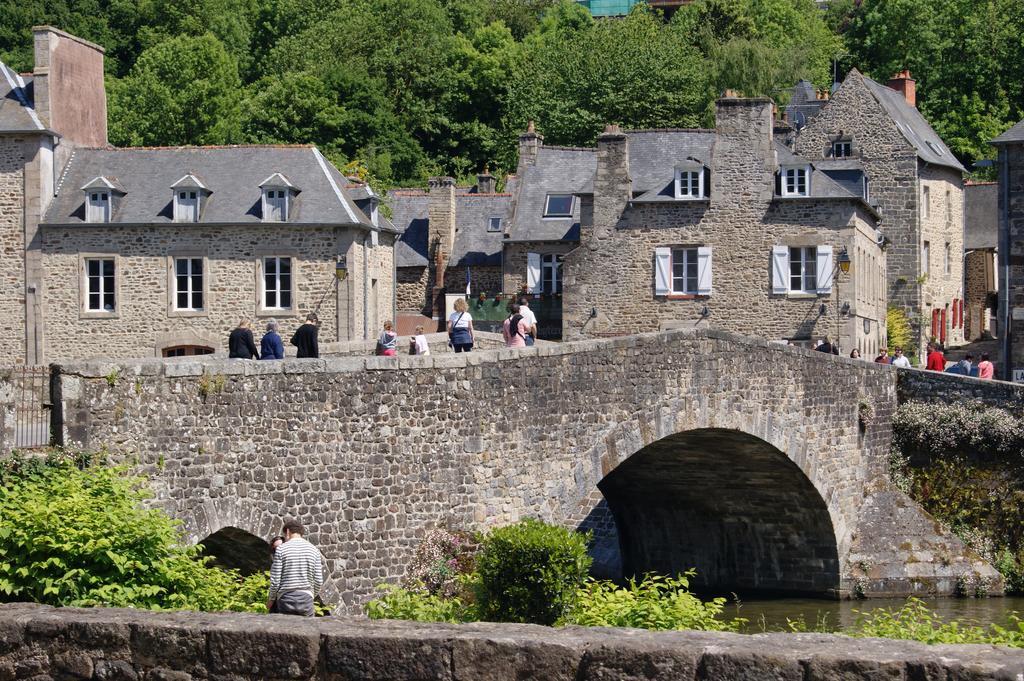 Au Fil De L'Eau - Le Bord De Rance Leilighet Dinan Rom bilde