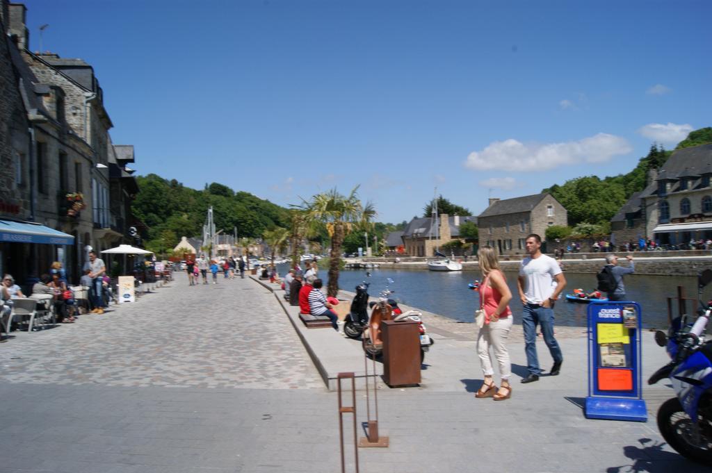 Au Fil De L'Eau - Le Bord De Rance Leilighet Dinan Rom bilde